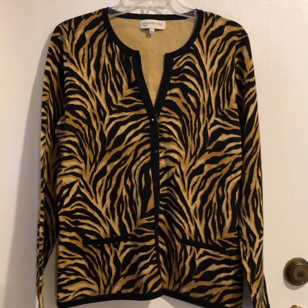 COPY - Sweater